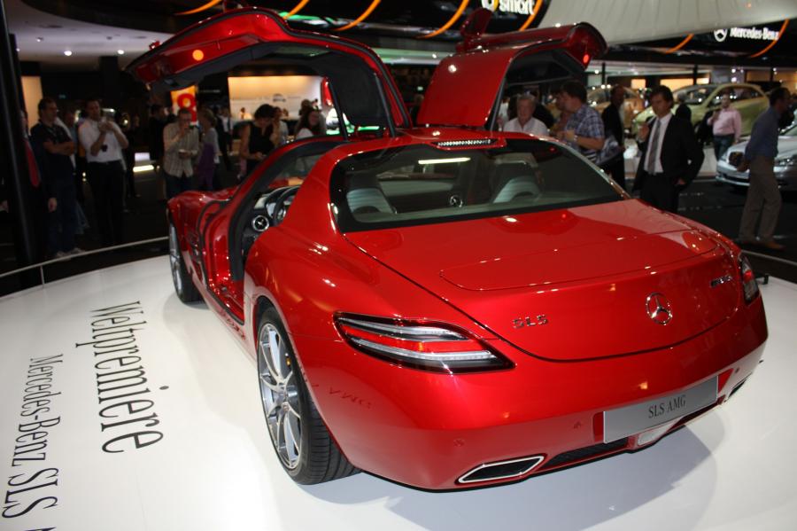 Mercedes-Benz SLS AMG 2010 года  (фото 81 из 526)